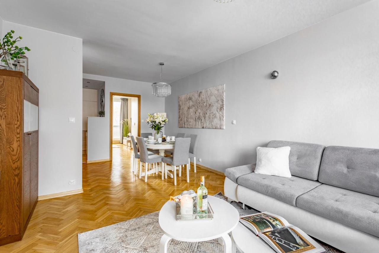 Hala Mirowska Apartments Варшава Экстерьер фото