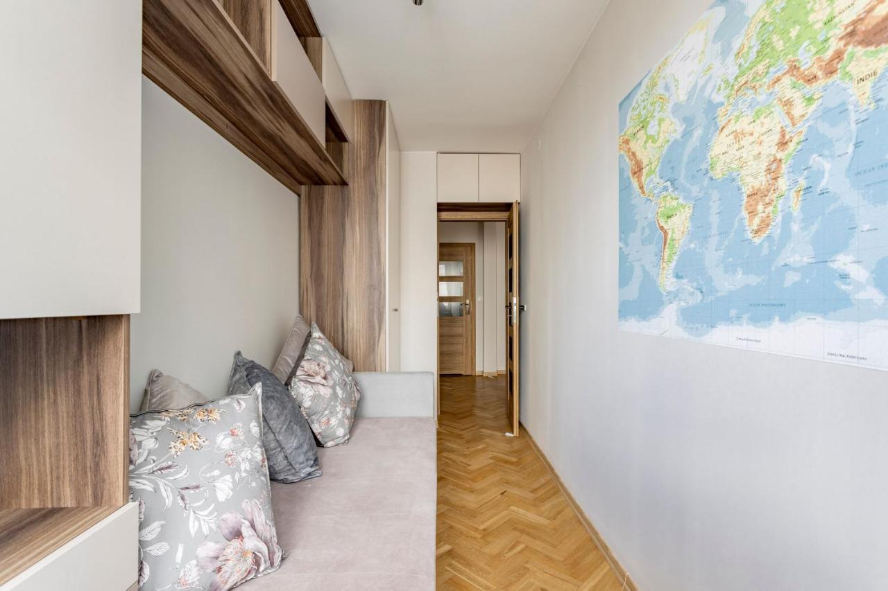 Hala Mirowska Apartments Варшава Экстерьер фото